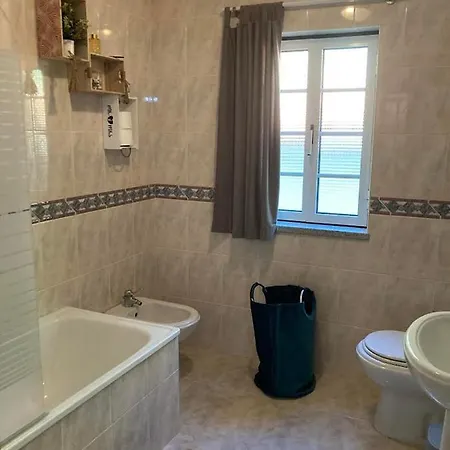 A Casa Da Rapariga De Cabelo Azul *