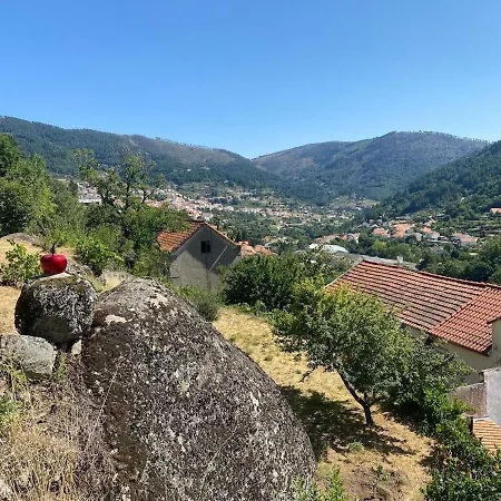 A Casa Da Rapariga De Cabelo Azul Daire *