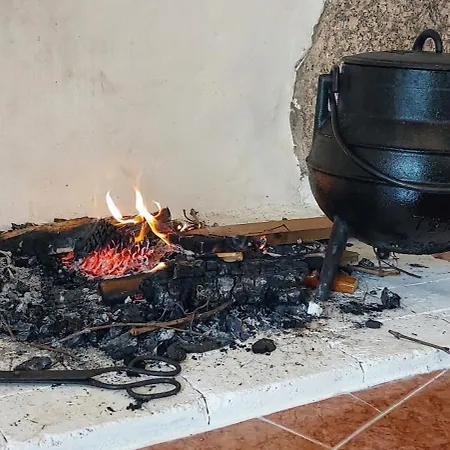 A Casa Da Rapariga De Cabelo Azul Manteigas
