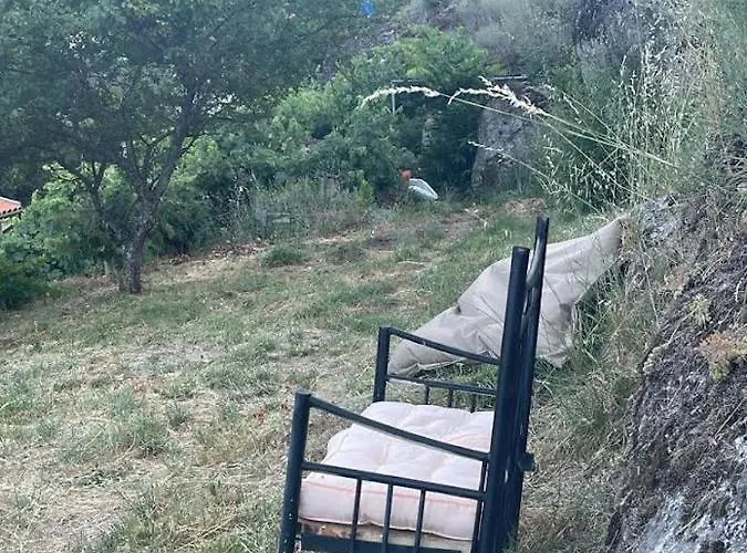 A Casa Da Rapariga De Cabelo Azul Manteigas