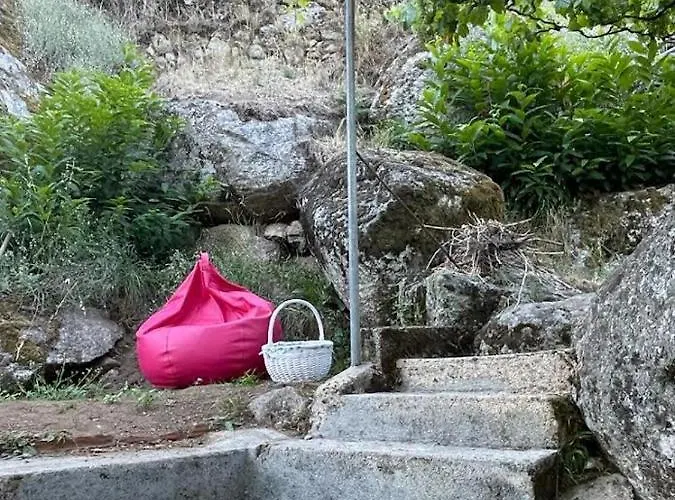 Apartament A Casa Da Rapariga De Cabelo Azul Manteigas